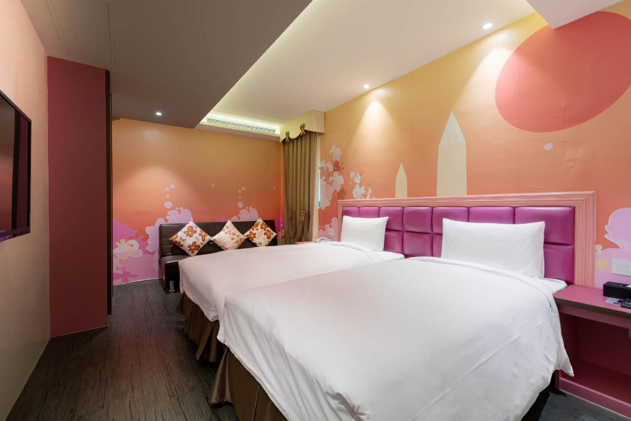Shichi Hotel Гаосюн Экстерьер фото