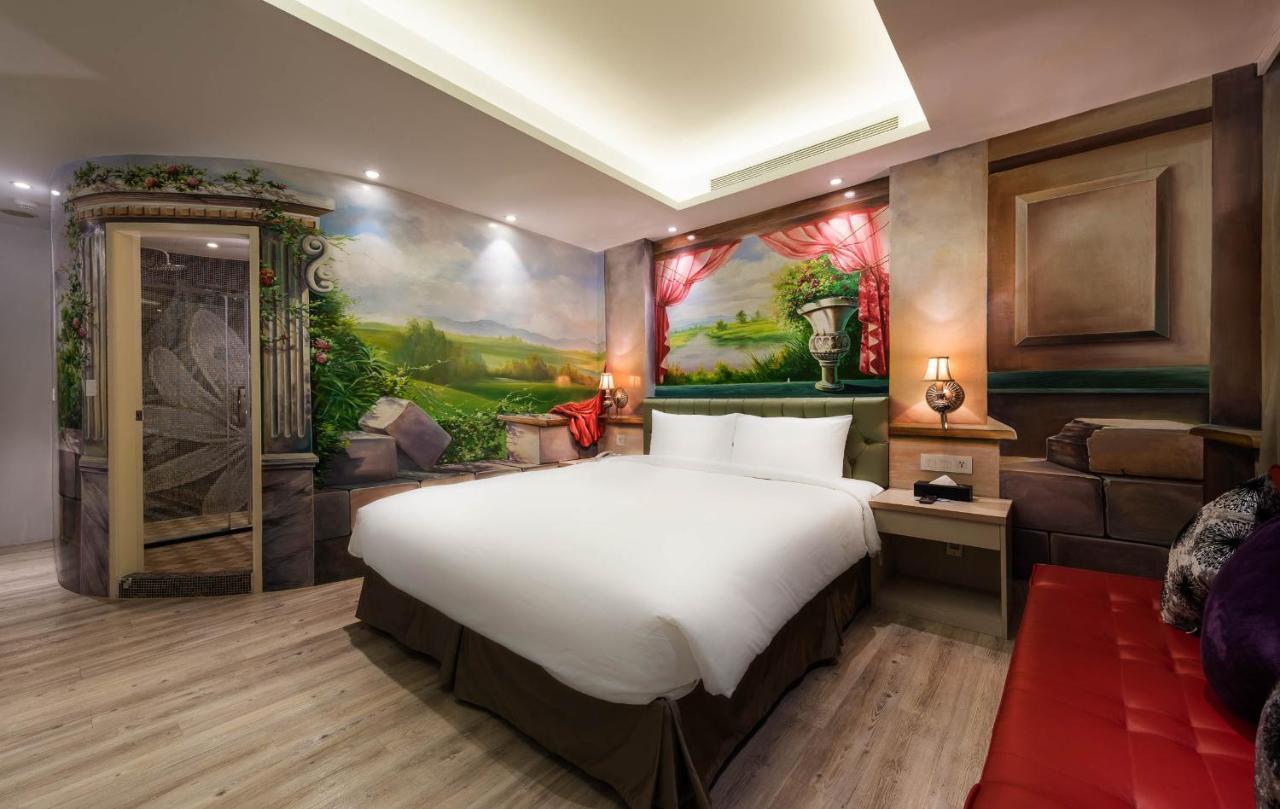 Shichi Hotel Гаосюн Экстерьер фото